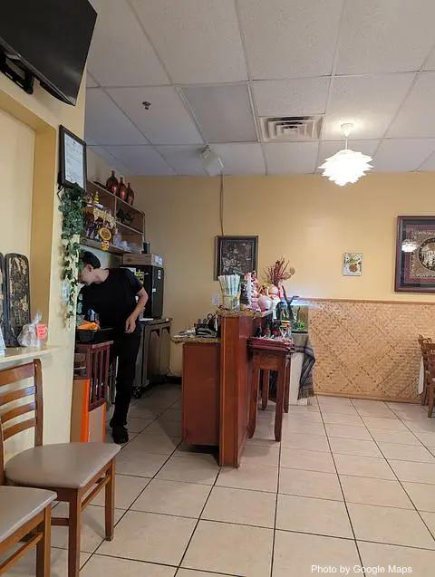 Bann Thai - Photo 2 of 4 | NateEatsHawaii restaurant gallery and food photos from Oahu, Hawaii