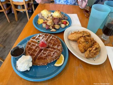 Café Kaila - Photo 2 of 6 | NateEatsHawaii restaurant gallery and food photos from Oahu, Hawaii