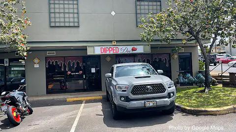Dipped By Dee - Photo 2 of 4 | NateEatsHawaii restaurant gallery and food photos from Oahu, Hawaii