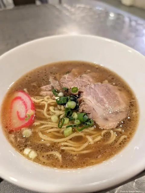 EZOGIKU RAMEN Waikiki Japanese Noodles - Photo 3 of 6 | NateEatsHawaii restaurant gallery and food photos from Oahu, Hawaii