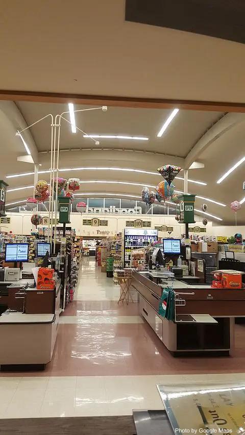 Foodland - Photo 3 of 4 | NateEatsHawaii restaurant gallery and food photos from Oahu, Hawaii