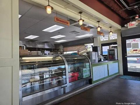 Highway Inn Kaka'ako - Photo 2 of 6 | NateEatsHawaii restaurant gallery and food photos from Oahu, Hawaii