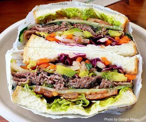 La Tour Cafe Kapolei - Photo 3 of 4 | NateEatsHawaii restaurant gallery and food photos from Oahu, Hawaii