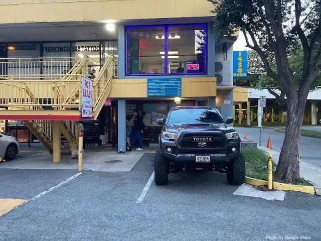 Manichi Ramen Kona St