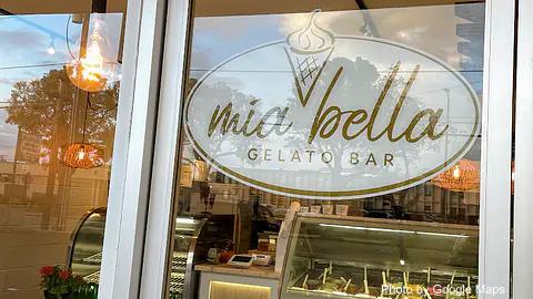 Mia Bella Gelato Bar - Photo 2 of 4 | NateEatsHawaii restaurant gallery and food photos from Oahu, Hawaii