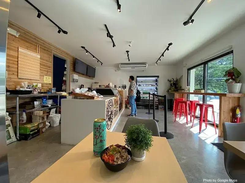 Paradise Poke Hawaii - Nuuanu - Seafood Restaurant on Oahu, Hawaii | NateEatsHawaii food review and recommendations