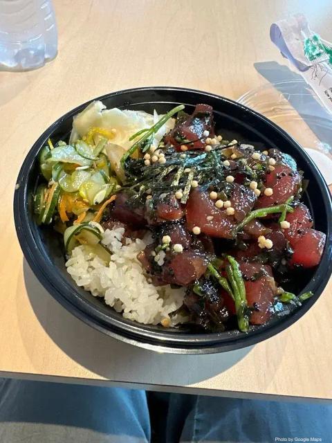 Paradise Poke Hawaii - Nuuanu - Photo 2 of 6 | NateEatsHawaii restaurant gallery and food photos from Oahu, Hawaii