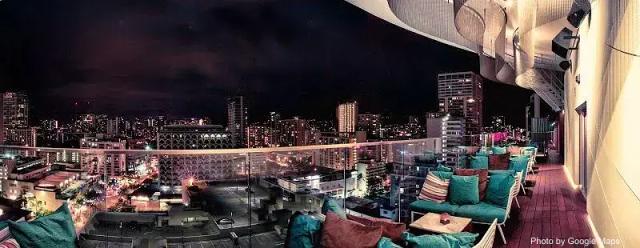 SKY Waikiki Raw & Bar