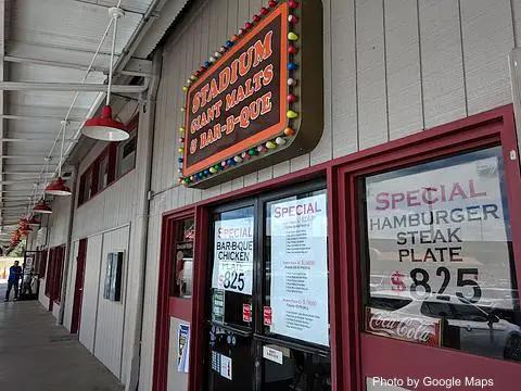 Stadium Giant Malts & Bar-B-Que - Photo 2 of 4 | NateEatsHawaii restaurant gallery and food photos from Oahu, Hawaii