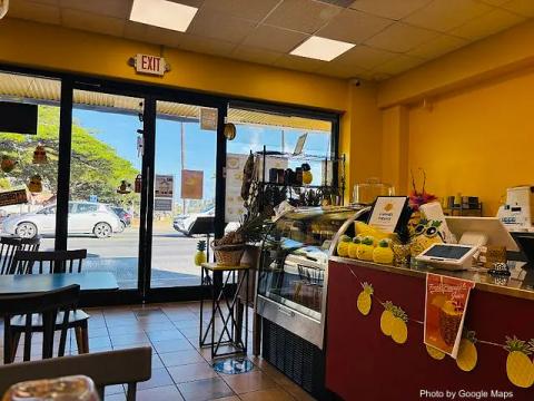 Sunshine & Pineapple — nearby restaurant on Oahu