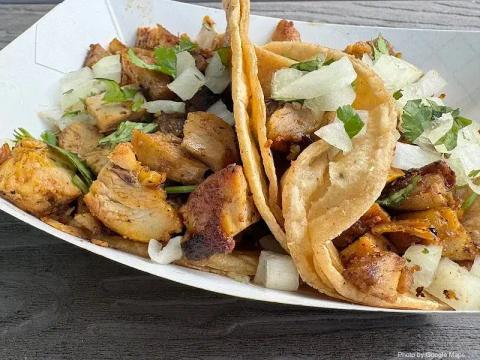 Walking Tacos - Photo 3 of 6 | NateEatsHawaii restaurant gallery and food photos from Oahu, Hawaii