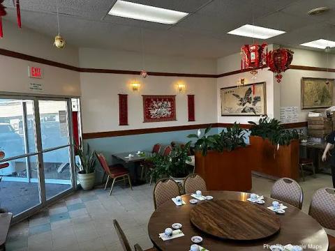 Yen Yen Chinese Cuisine — nearby restaurant on Oahu